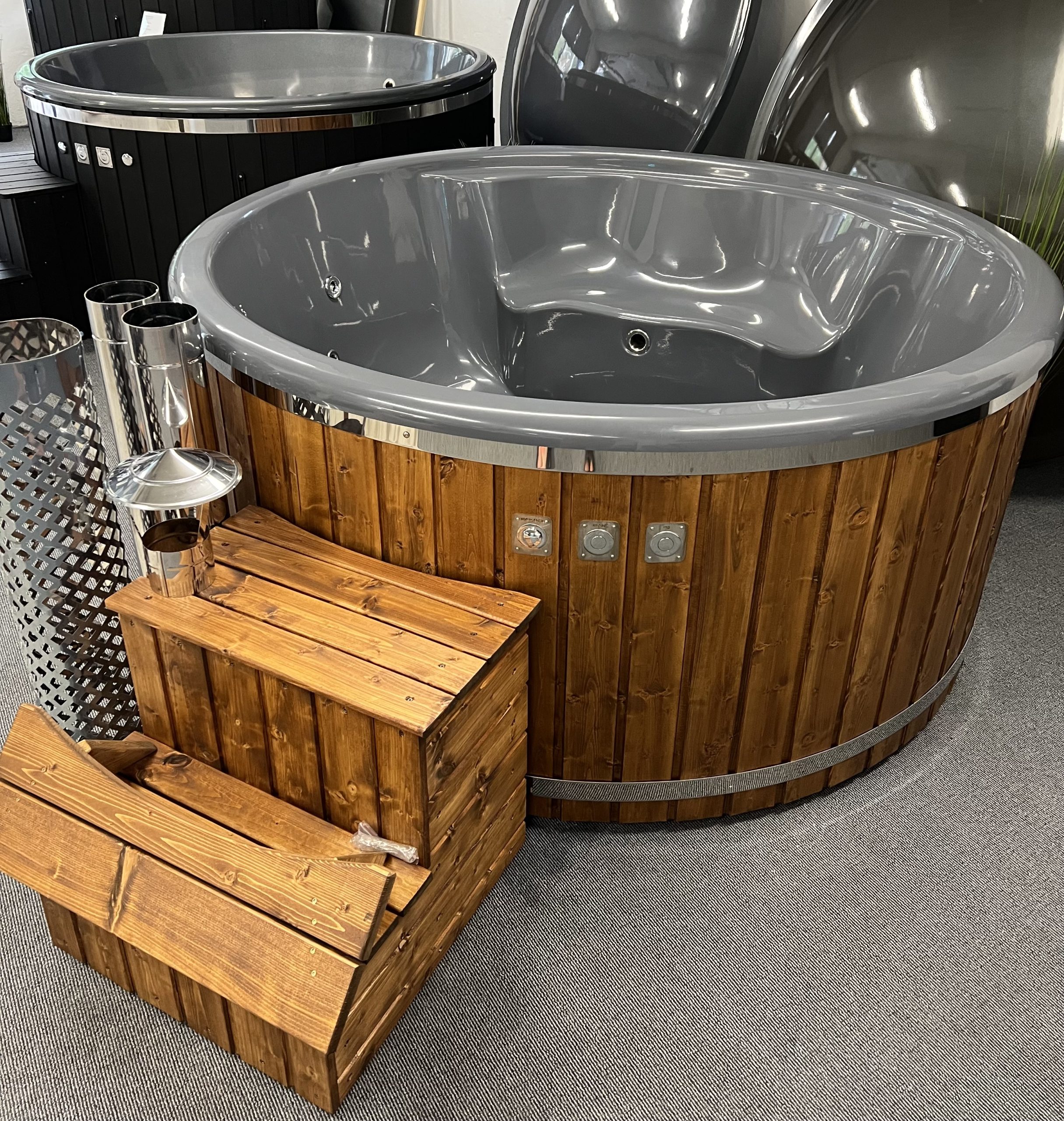 Ø200 Vildmarksbad med indbygget træfyret ovn