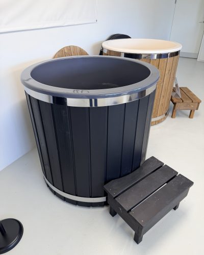 Koldtvandskar med grå glasfiberindsats